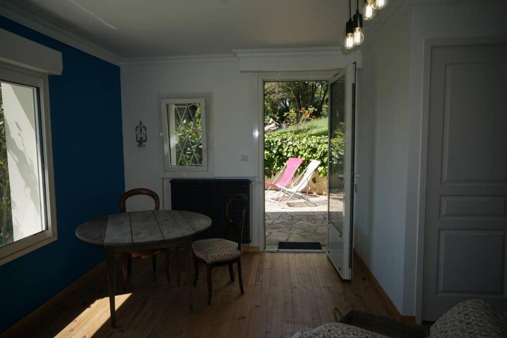 Appartement Avec Vue Panoramique Sur L'Estuaire De La Gironde Plassac  Esterno foto