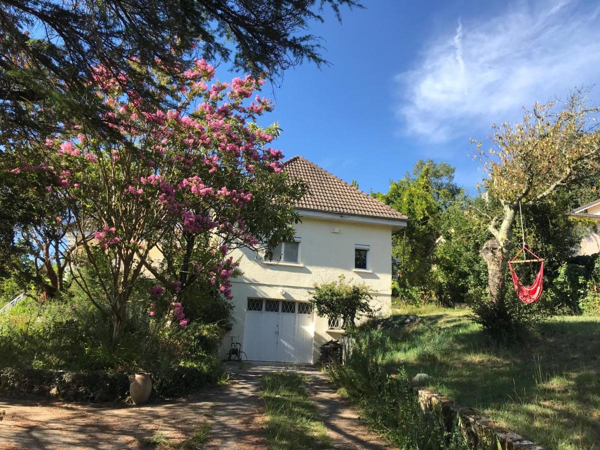 Appartement Avec Vue Panoramique Sur L'Estuaire De La Gironde Plassac  Esterno foto
